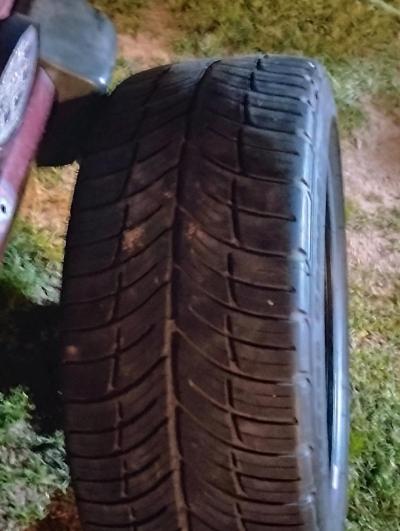 45462r19 bf Goodrich gforce Comp2 used tire - Thumbnail 2