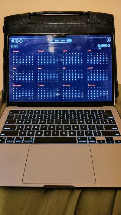 laptop - Thumbnail 3