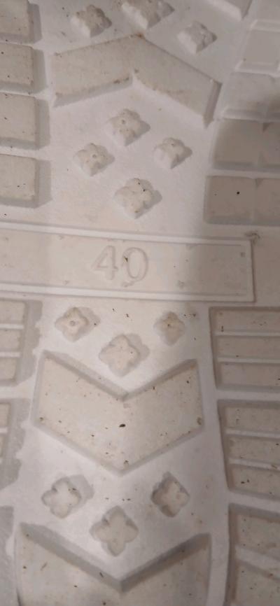 uggs swade brown shoes - Thumbnail 5