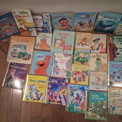 Lot of 10 Little Golden Books  Verified FIRST EDITIONS  Tayl - Thumbnail 9