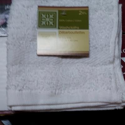 Home Collection Washcloth 12 x 12 White 100 Cotton Solid - Thumbnail 2