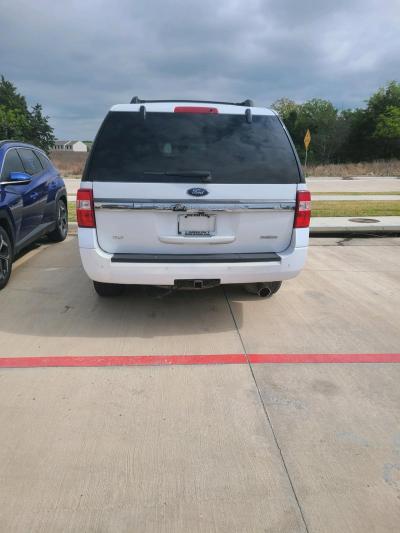 2017 Ford Expedition - Thumbnail 2