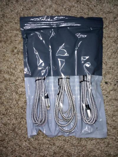 USB A to Lightning Cables 6ft - Thumbnail 2