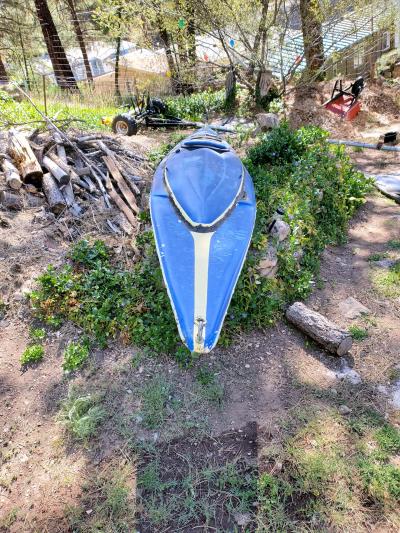 free 22 ft fiberglass kayak - Thumbnail 2