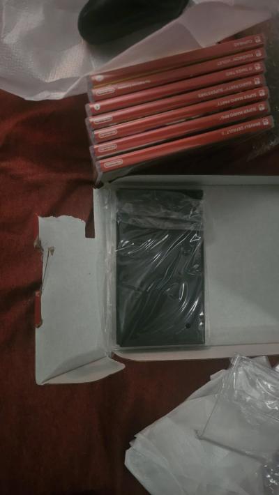 NINTENDO SWITCH 64G OLED BUNDLE - Thumbnail 4