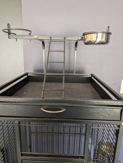 Medium sized birdcage on wheels Pickup only - Thumbnail 2