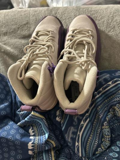 purple and white Jordans - Thumbnail 2
