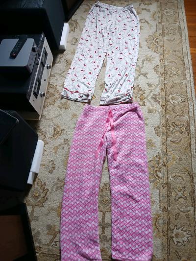 These Secret Treasures sleepwear pajama pants are size mediu - Thumbnail 2