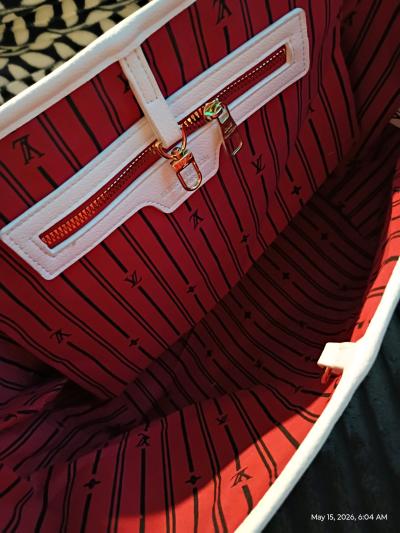 White Louis Vuitton bag - Thumbnail 3