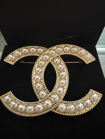 Chanel pearl CC  brooch
