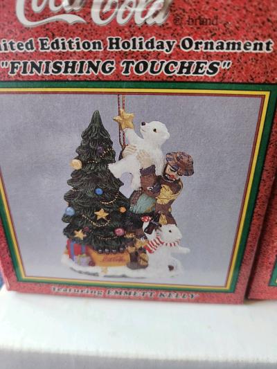 coca cola ornaments with Emmett Kelly - Thumbnail 4