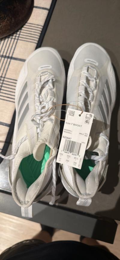 Icon 7 Boost Baseball Cleats