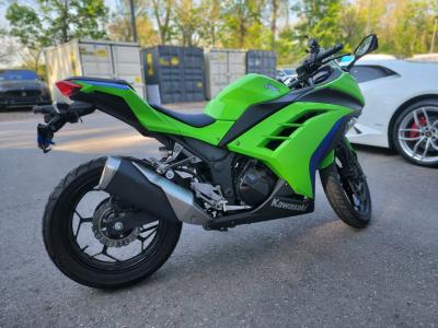 kawasaki Ninja 300
