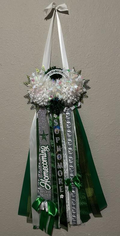 Richard King HS Custom Sophomore Homecoming Mum - Thumbnail 2