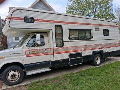 1984 Ford Econoline 350 MotorHome class C - Thumbnail 11