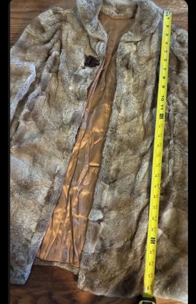 Vintages REAL FUR Rabbit Shawl Cape with arm Holes and hook - Thumbnail 3