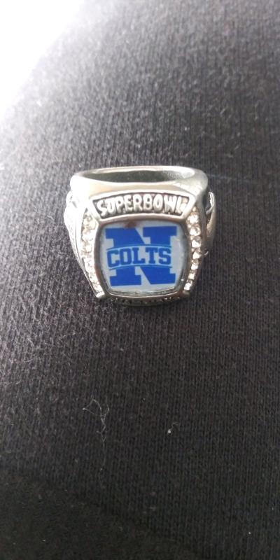 Indianapolis Colts Super Bowl commemorative ring - Thumbnail 3