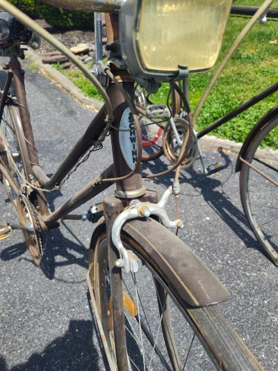 1980 hes and hers Schwinn bikes All original - Thumbnail 4