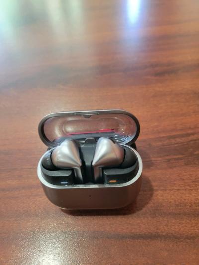 Samsung Galaxy Buds 3 Pro - Thumbnail 4