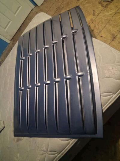 2010 mustang rear louver - Thumbnail 2