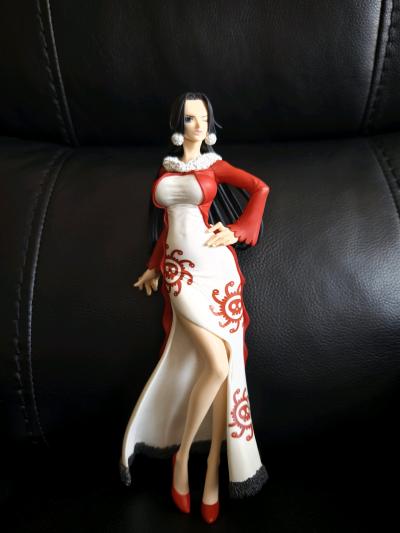 Boa Hancock Christmas One Piece Figure - Thumbnail 3