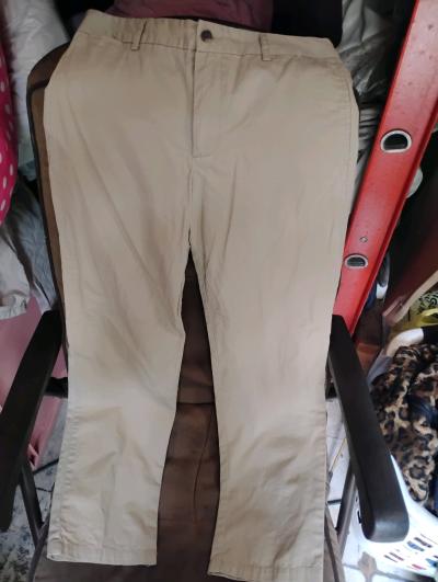 A Nice Pair Of Polo Ralph Lauren Kaki Womens Pants