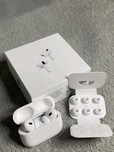 Airpods pro 3 - Thumbnail 3