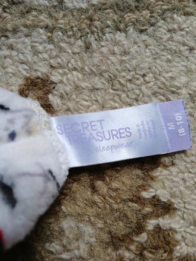 These Secret Treasures sleepwear pajama pants are size mediu