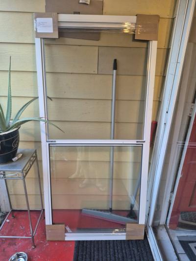 nice Brand New jeldwin window  31by67