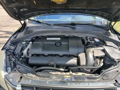 2010 Volvo xc60 - Thumbnail 4