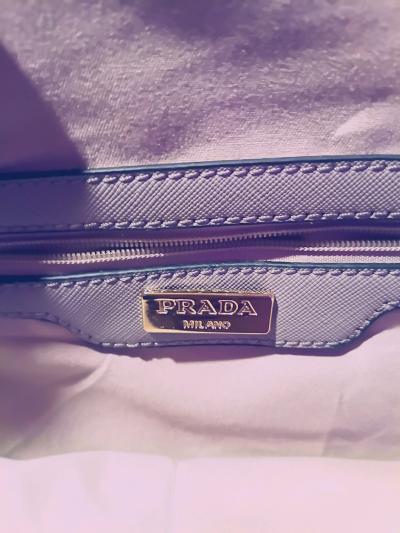 Prada Leather handbag Excellent condition - Thumbnail 3