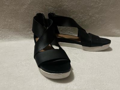 Womens Black CrissCrossStrap Wedge Sandals with Back Zipper - Thumbnail 3