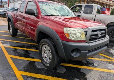 2007 Toyota Tacoma PreRunner - Thumbnail 2