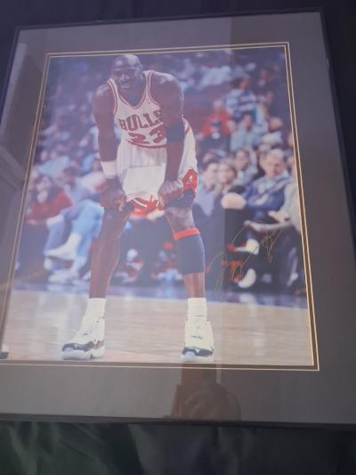 autographed Michael Jordan poster - Thumbnail 2
