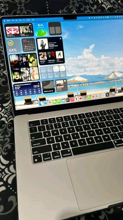 Apple Macbook Pro 2020 - Thumbnail 4