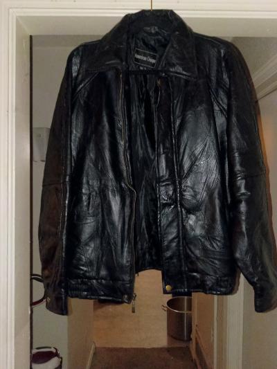 assorted leather jackets good for all times of year - Thumbnail 9