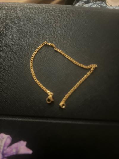 selling this new gold bracelet - Thumbnail 2