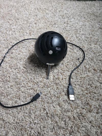 blue microphone - Thumbnail 2