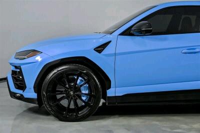 2022 Lamborghini Urus AWD - Thumbnail 4