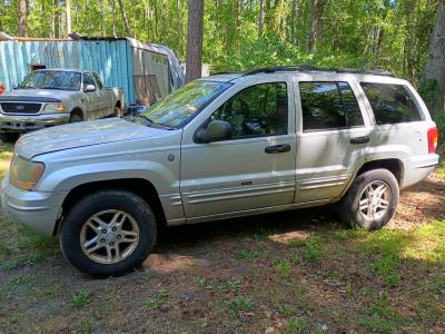 2004 Jeep Grand Cherokee - Thumbnail 3