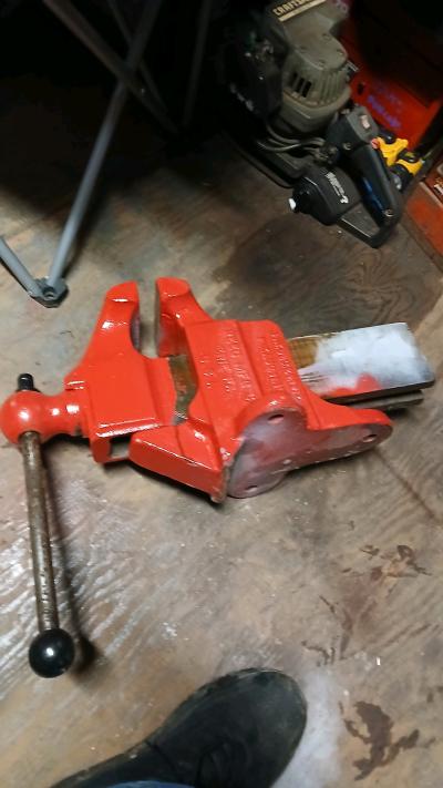 vintage reed vise - Thumbnail 3