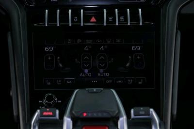 2022 Lamborghini Urus AWD FX - Thumbnail 8