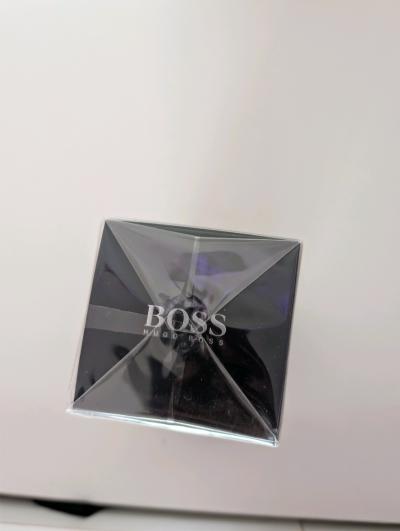 Hugo Boss Bottled Night  Premium Mens Fragrance Original - Thumbnail 5
