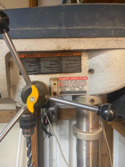 Ryobi drill press XY vice and punch - Thumbnail 4