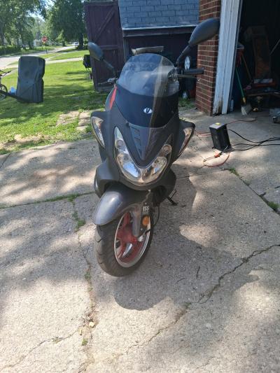 scooter - Thumbnail 3