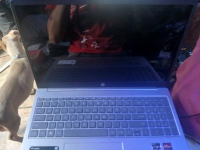 hp laptop its almost brand new just locked