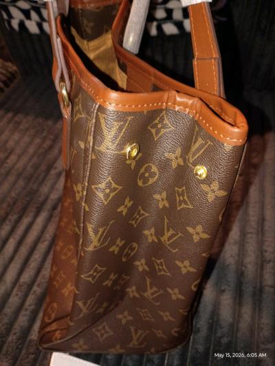 new Louis Vuitton bag big - Thumbnail 2