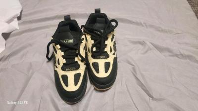 size 7 good shoes - Thumbnail 3
