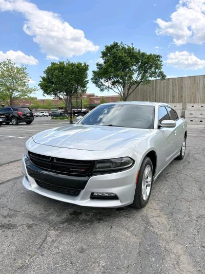 2020 DODGE CHARGER SXT 130kmiles CLEAN TITLE