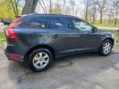2010 Volvo xc60 - Thumbnail 3